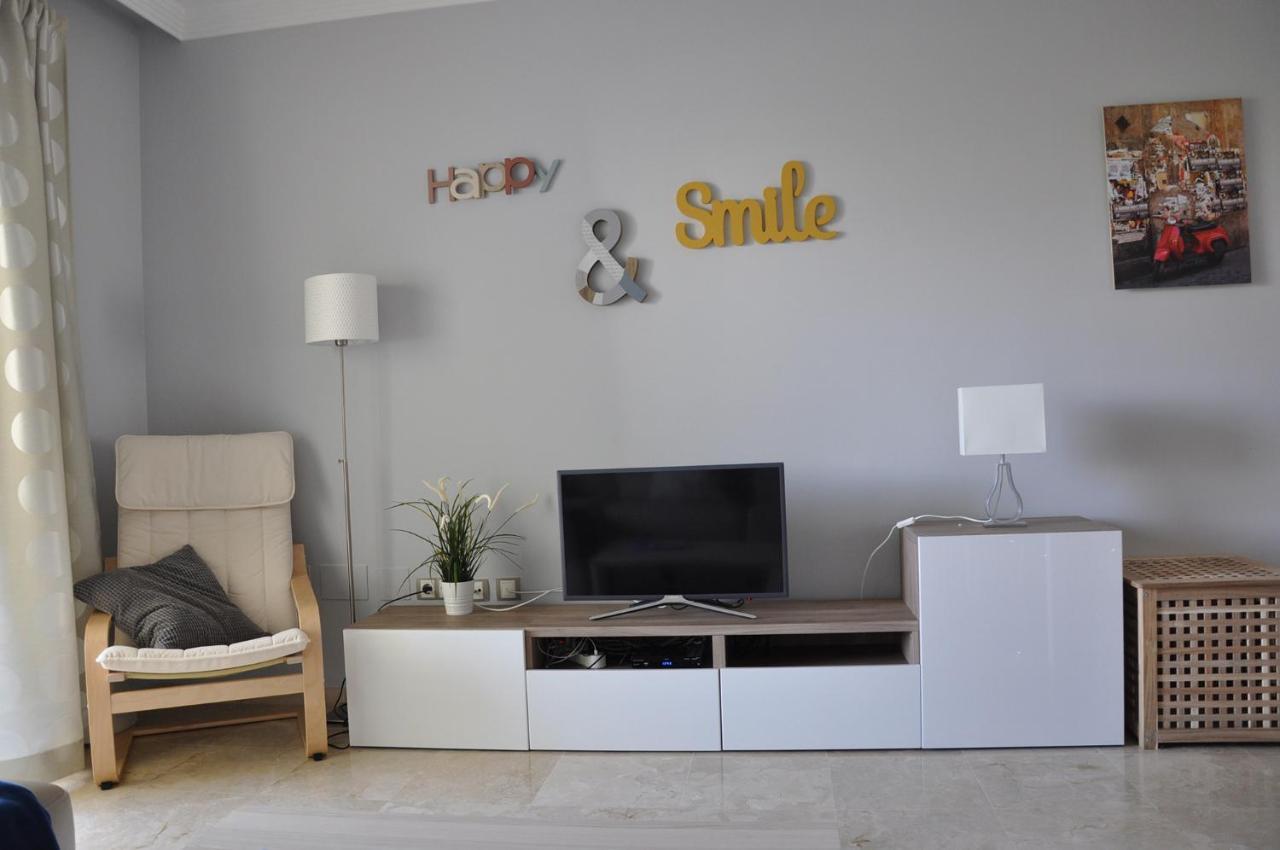 2201-Lovely 2 Bedrooms With Terrace And Pool مانيلفا المظهر الخارجي الصورة